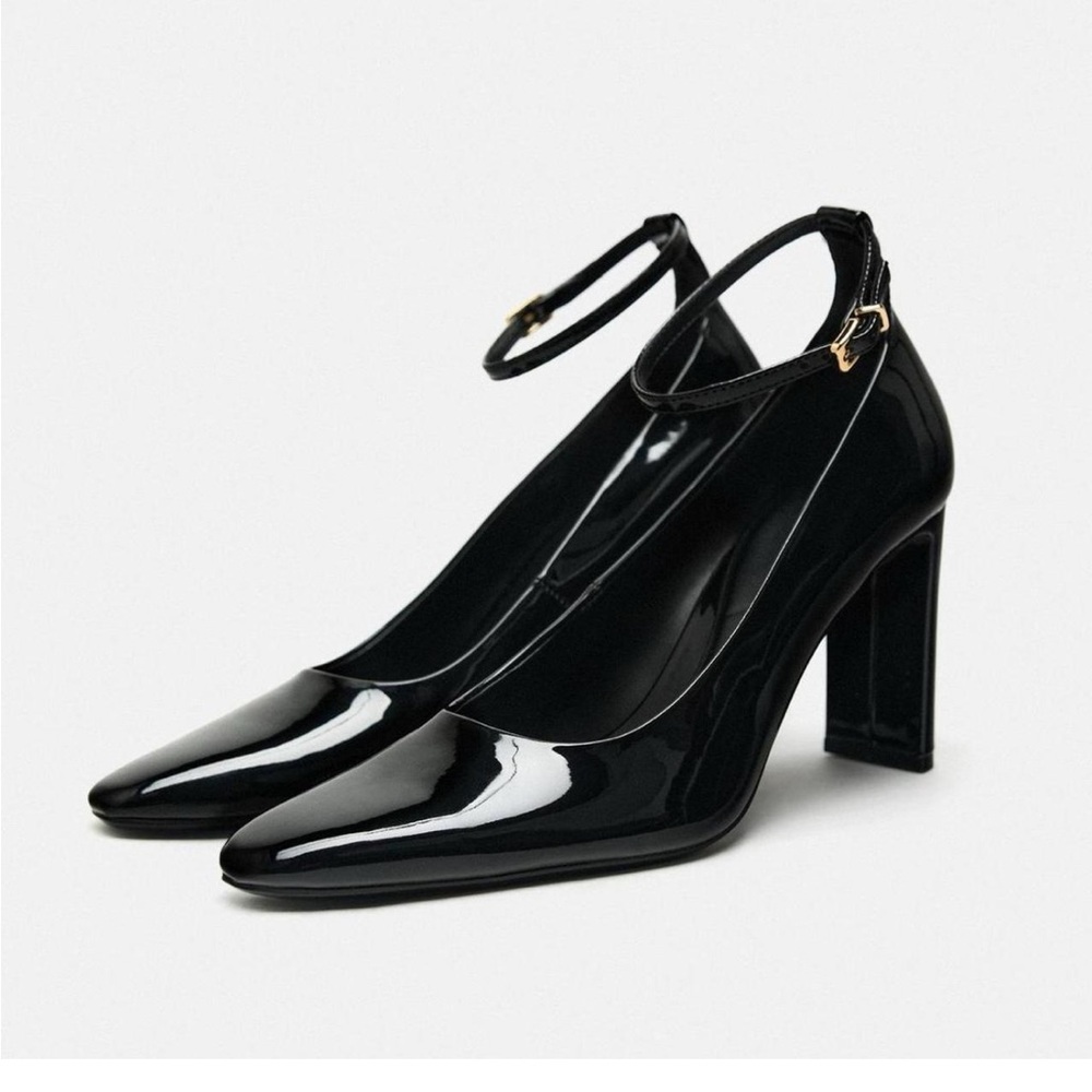 Elegant Black Women's Shoes